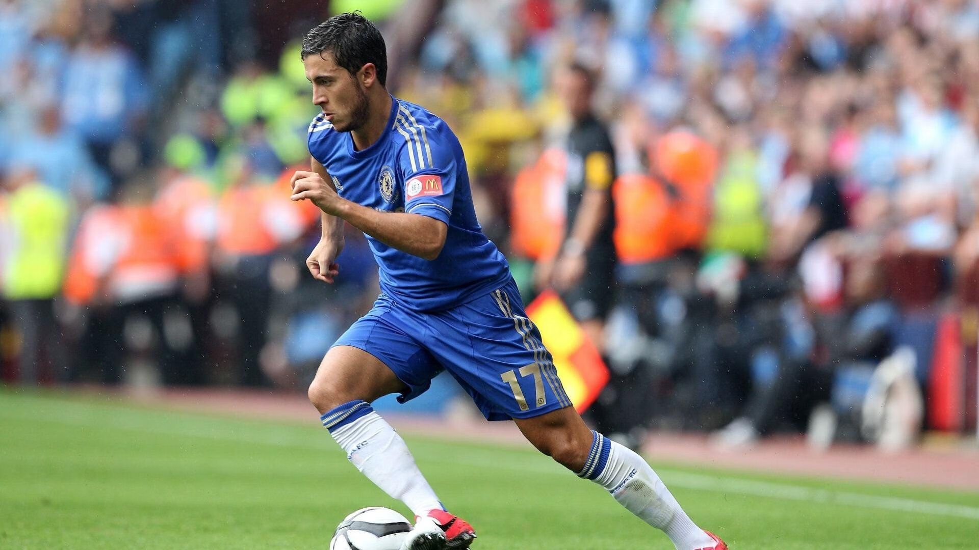 切尔西替补席表现出色，贡献关键进球，切尔西又是赛季中途换帅后夺冠